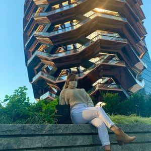 Meet your Posher, Melissa